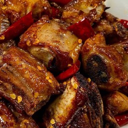 ซี่โครงหมูทอด-炸排骨