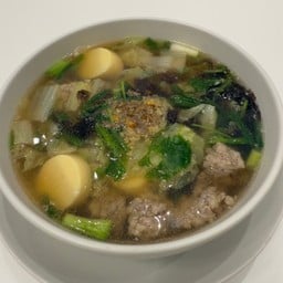 แกงจืดเต้าหู้สาหร่าย