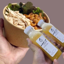 หมี่ไก่ฉีก | น้ำผักผลไม้ สกัดเย็น | กำลังดี สีกัน