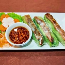 ปอเปี๊ยะสดหมูย่าง