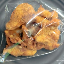 หนังไก่ทอด