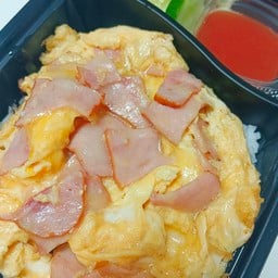 ข้าวไข่ข้นเบค่อน