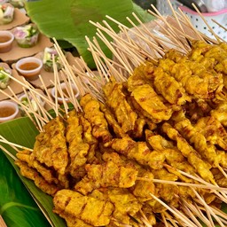 หมูสะเต๊ะ 50 ไม้