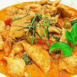 พะแนง(ระบุเนื้อสัตว์)(ราดข้าว)