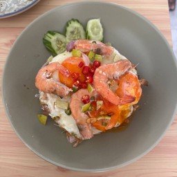 ข้าวไข่ดาวกุ้งกระเทียม