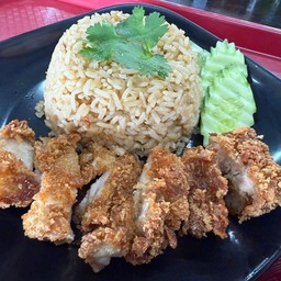 ข้าวมันไก่สิงคโปร์ และข้าวขาหมูยูนนาน หยินหยาง@บ้านปลาวาฬ MINI MALL บ้านปลาวาฬ MINI MALL