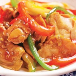 ข้าวไก่ผัดพริกหวาน