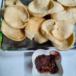 ข้าวเกรียบกุ้งมโนรา