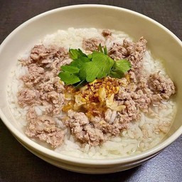 ข้าวต้มหมูสับ