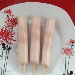 ไส้กรอกไก่สอดไส้ซอสมะเขือเทศ ชิ้นละ10