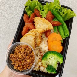 ข้าวคลุกน้ำพริกนรกแมงดา