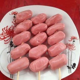 ใส้กรอกแดงไม้ละ13บาท