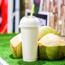 น้ำมะพร้าวปั่น Coconut smoothie