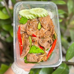 ผัดฉ่าเนื้อราดข้าว