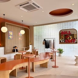 Roll And Coff Huahin