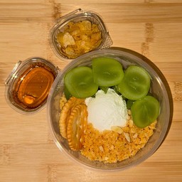 Size M องุ่นไซมัสคัท+บิสกิต