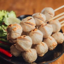 ลูกชิ้นหมูหมูล้วนแน่นๆ