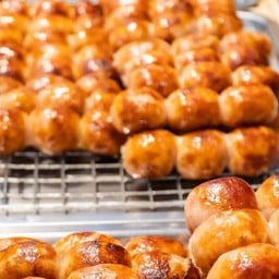 ไส้กรอกอีสานแม่ไก่ หมู่บ้านฟ้าคลองหลวง