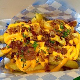 เฟรนช์ฟรายส์ท็อปปิ้งชิสเบค่อน