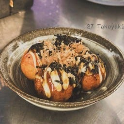 27 Takoyaki (Twenty-seven Takoyaki)