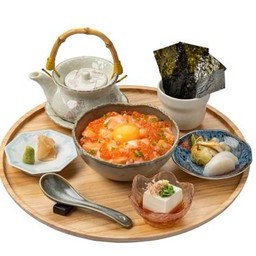 SALMON OYAKO BOWL