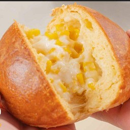 ขนมปังไส้ข้าวโพด