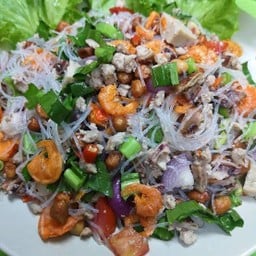 ยำวุ้นเส้นหมูสับโบราณ