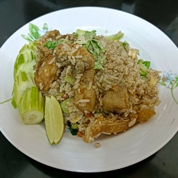 ข้าวผัดปลากะพง