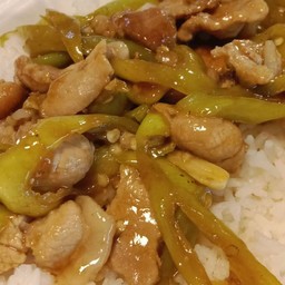 หมู,ไก่,ผัดพริกอ่อน