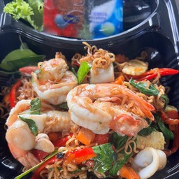 มาม่าผัดขี้เมารวม/หมูหรือทะเล ระบุได้เลยค่ะ