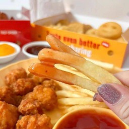 ของทอดกินเล่น เพลินเพลิน