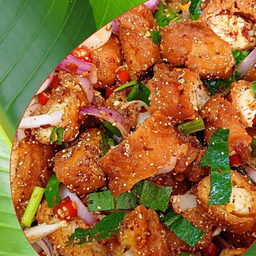 ข้าวยำไก่แซ่บบบบ