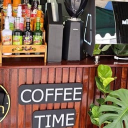 รสหนัก Home Cafe