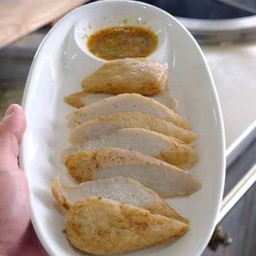 เล่าซา ก๋วยเตี๋ยวลูกชิ้นปลา สาขาประชาอุทิศ