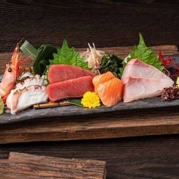 KIKU SASHIMI