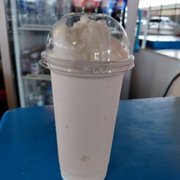 มะพร้าวนมสดปั่น