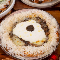 Black Truffle Mushroom Flat Bread With Stracciatella Cheese ( size 7 inch.)