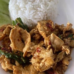 กระเพาไก่