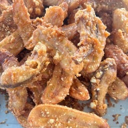 CEOกล้วยทอด หน้าโลตัส