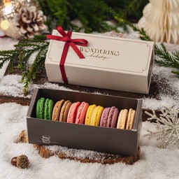 Macaron 6 pcs (พร้อมกล่อง)