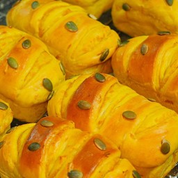 ขมมปังฟักทองไส้ฟักทองกวน