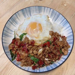 ผัดกะเพราหมูสับ