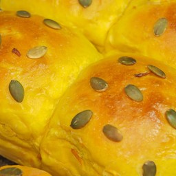 ขนมปังฟักทอง