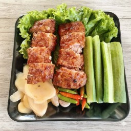 แหนมย่าง