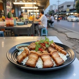 ข้าวหมูทอด
