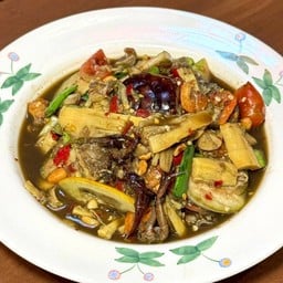 ตำหน่อน้ำปู๋ปูนา