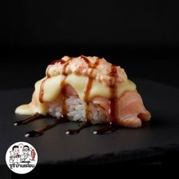 ซูชิแซลมอนชีสเบิร์น