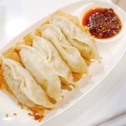 เป่่าเกี๊ยว (Bao jiao zi)