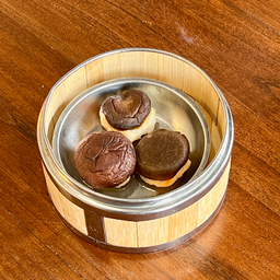 ติ่มซำหน้าเห็ดหอม มี3ชิ้น