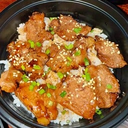 ครัวคุณกี๋ - KIKIIYA แซลมอนดอง มหาชัยเมืองทอง